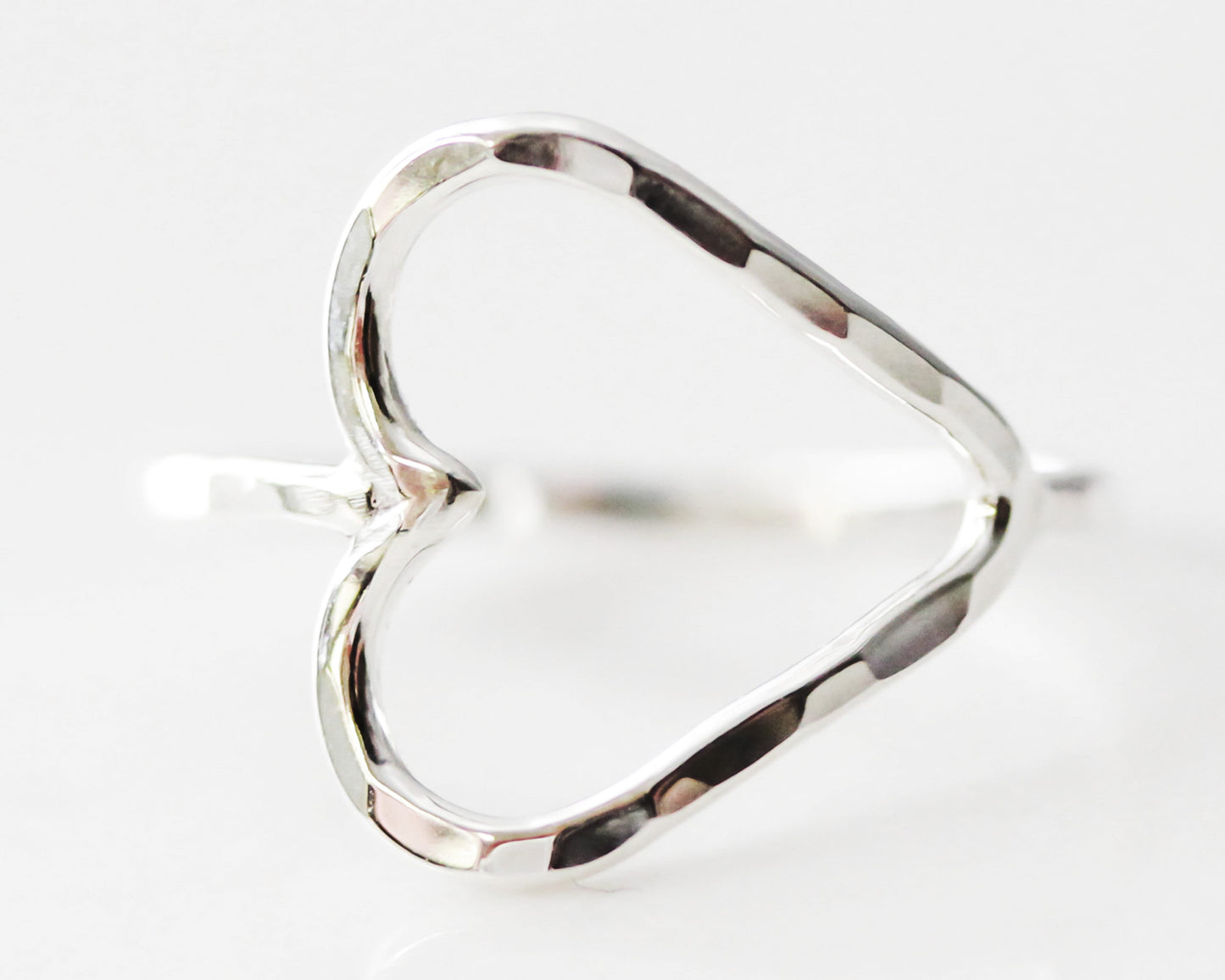 The Smitten Ring