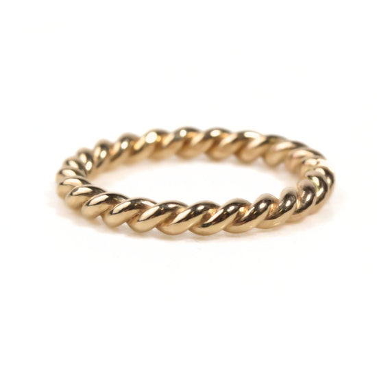 Unity Twist Ring