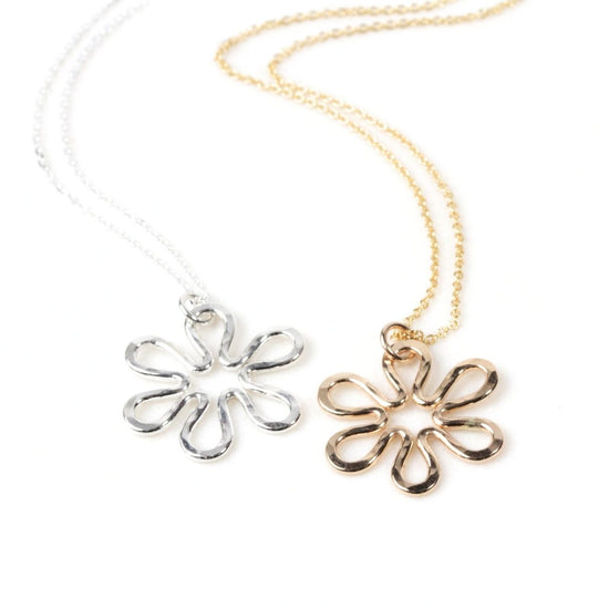 The Daisy Flower Necklace