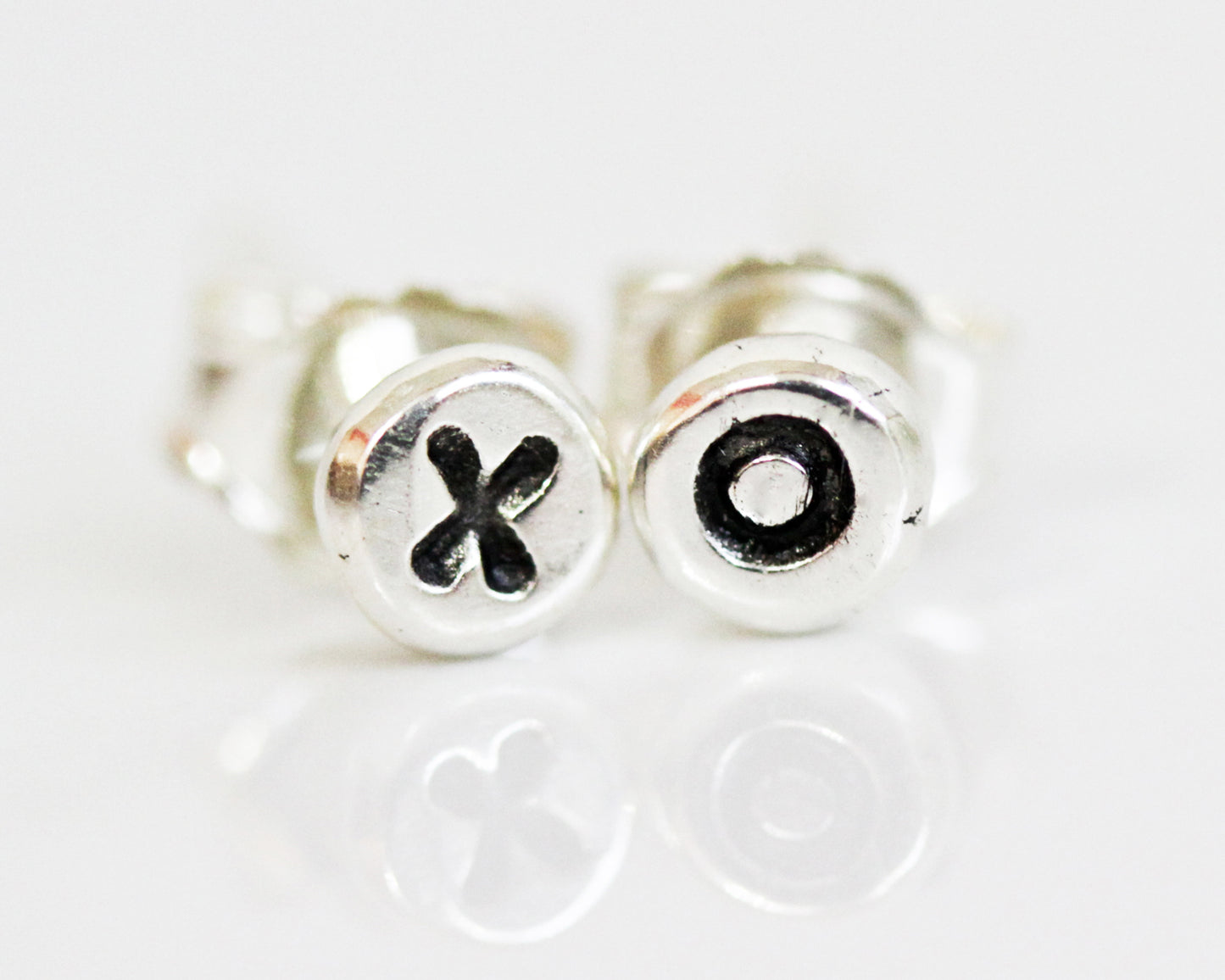 Simple XO Stud Earrings